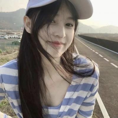戴帽子的猫